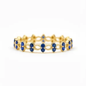 Minimal Sapphire Ring
