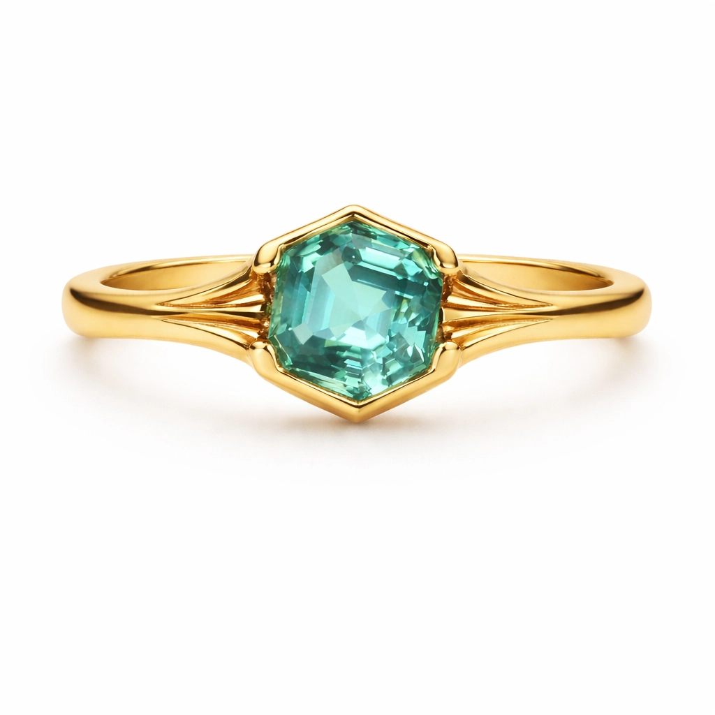 Luxe Emerald Zircon Ring